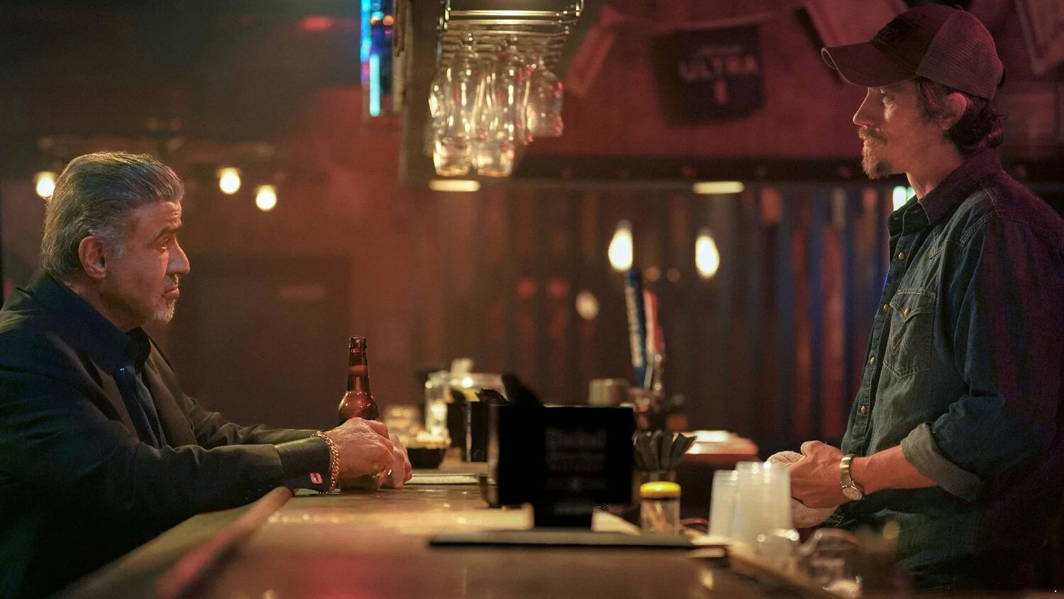 1 сезон 1 серия сериал Король Талсы смотреть онлайн